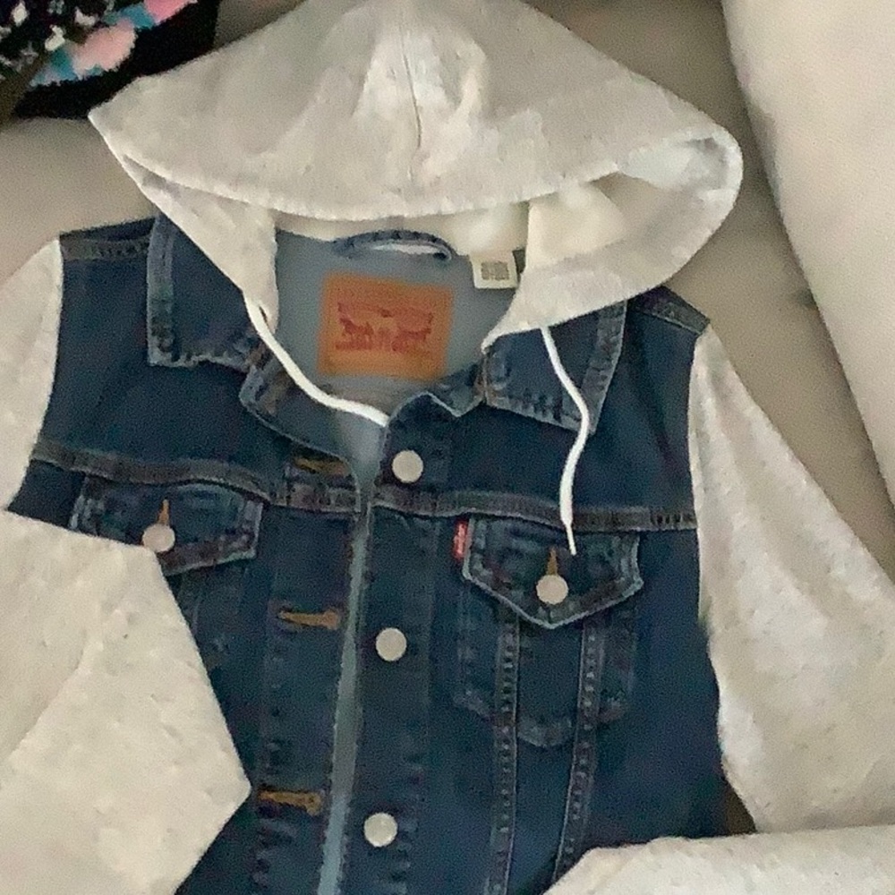 Jean jacket Levi with grey attached hoodie and arms. Girls small